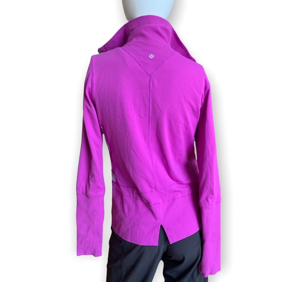 Lululemon reversible Jacket - Picture 4 of 12